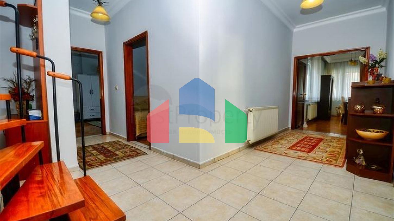 Квартира планування 4 + 1 дуплекс в центрі міста Анталія