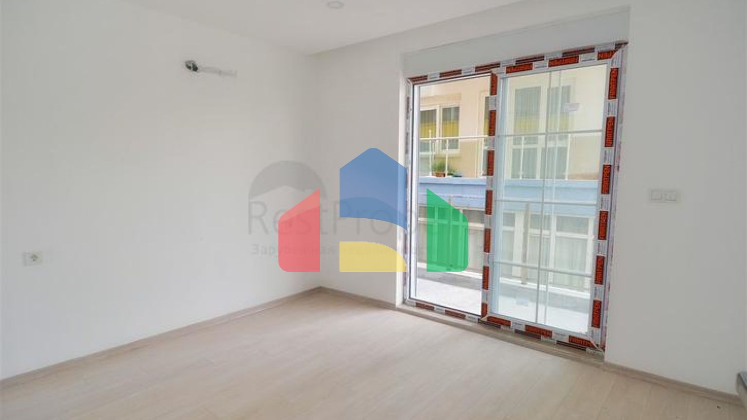 Квартири планування 2 + 1, 3 + 1 і 3+2 в центрі міста Анталія