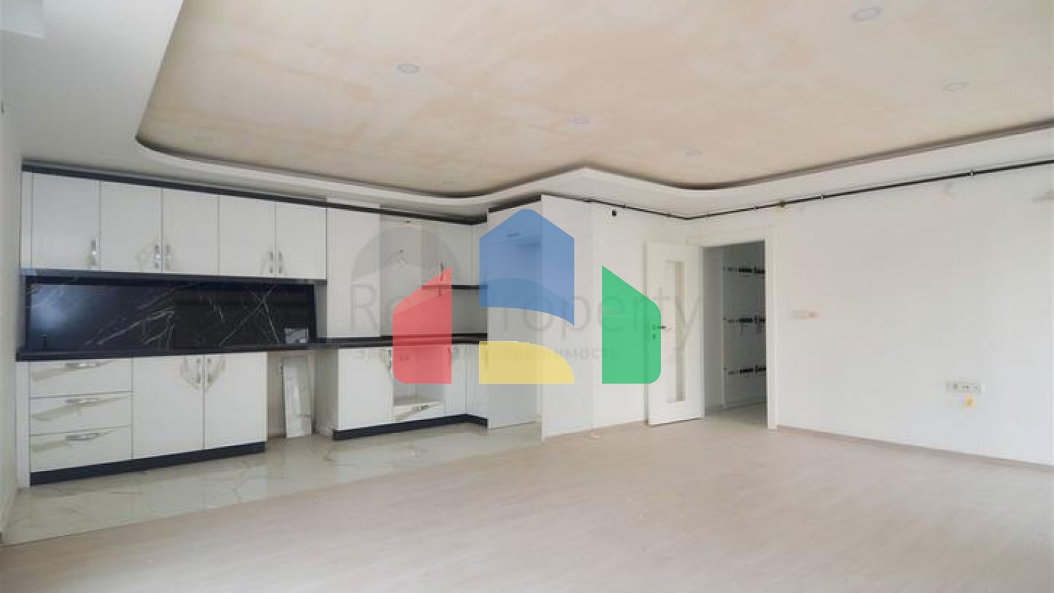 Квартири планування 2 + 1, 3 + 1 і 3+2 в центрі міста Анталія