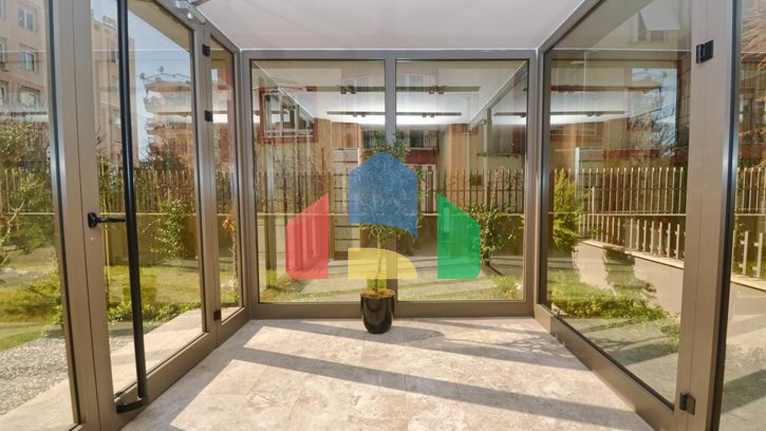 Квартира планування 2 + 1 в центрі міста Анталія