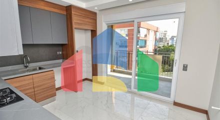 Затишні квартири 2 + 1 в центрі Анталії