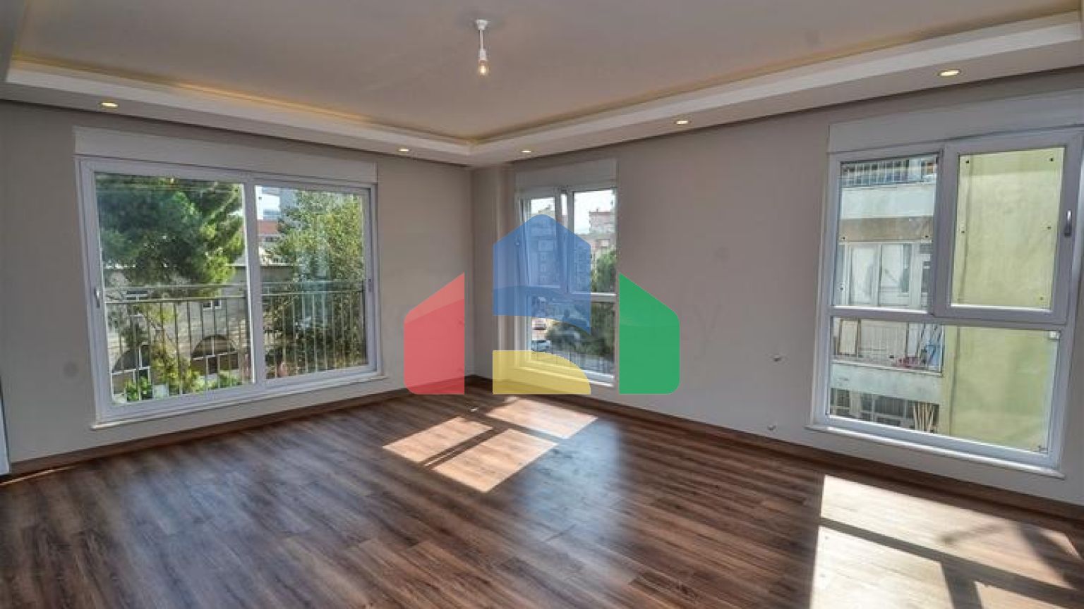 Затишні квартири 2 + 1 в центрі Анталії