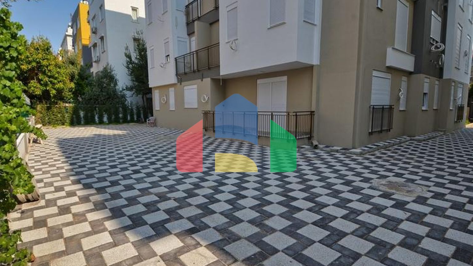 Затишні квартири 2 + 1 в центрі Анталії