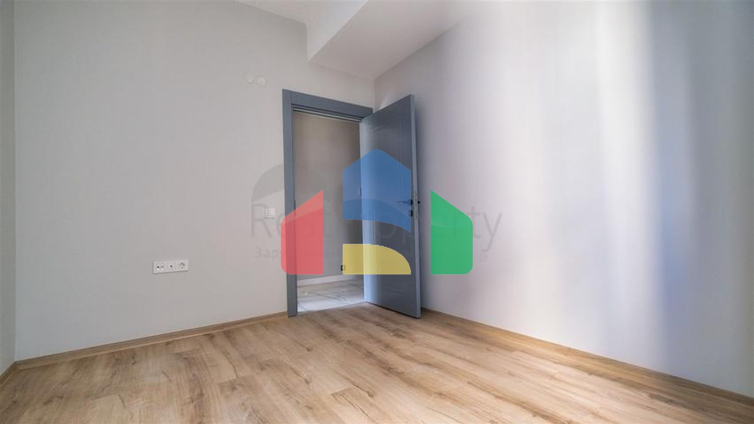 Квартири 1 + 1 в мікрорайоні Кизилтопрак - Анталія