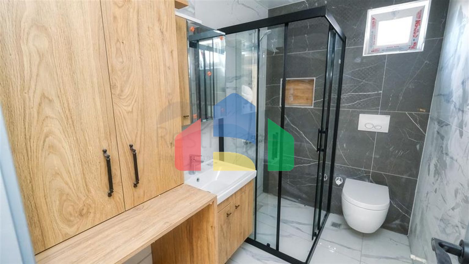 Квартири 1 + 1 в мікрорайоні Кизилтопрак - Анталія