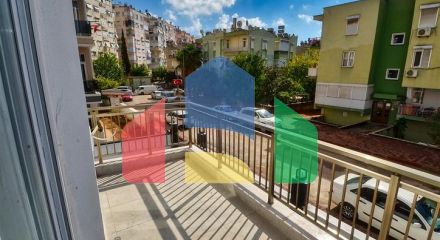 Квартира планировки 6+1 в центре города Анталии