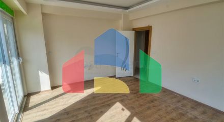 Квартира планування 6 + 1 в центрі міста Анталії