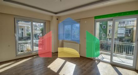 Квартира планування 6 + 1 в центрі міста Анталії