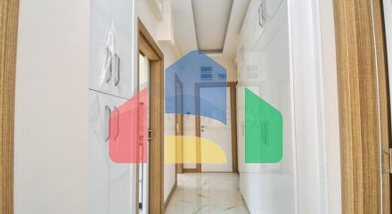 Квартира планування 6 + 1 в центрі міста Анталії