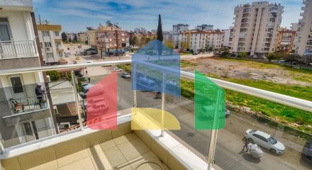 Квартира планировки 2+1 в микрорайоне Кызыларык - Анталия