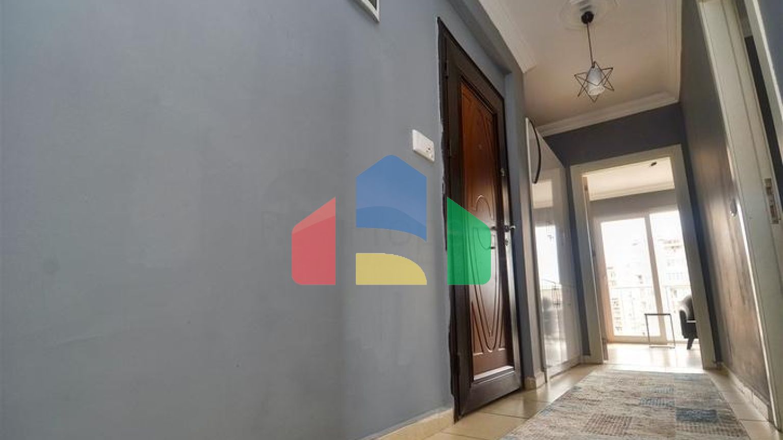 Квартира планування 2 + 1 в мікрорайоні Кизиларик - Анталія