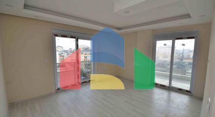 Просторная квартира планировки 3+1 в центре города Анталия