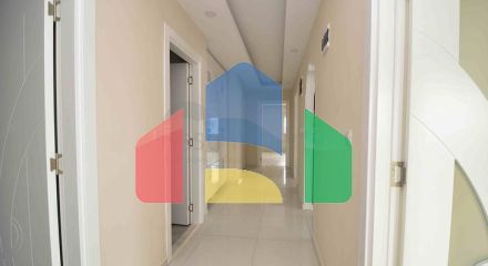 Простора квартира планування 3 + 1 в центрі міста Анталія