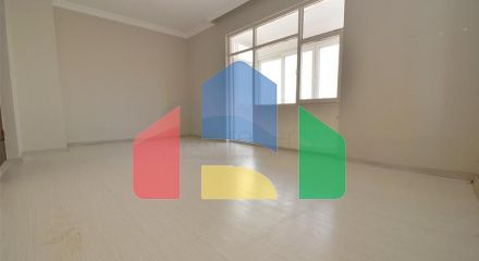 Квартира планування 3 + 1 в центрі міста Анталія