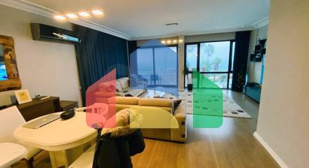 Квартира планировки 3+1 в центре города Анталия