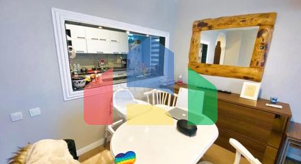 Квартира планировки 3+1 в центре города Анталия