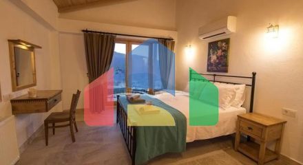 На продаж виставлені дві вілли в районі Каш-Анталія