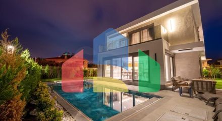 На продажу выставленны индевидуальные Виллы планировки 4+1 в районе Кемер - Анталия