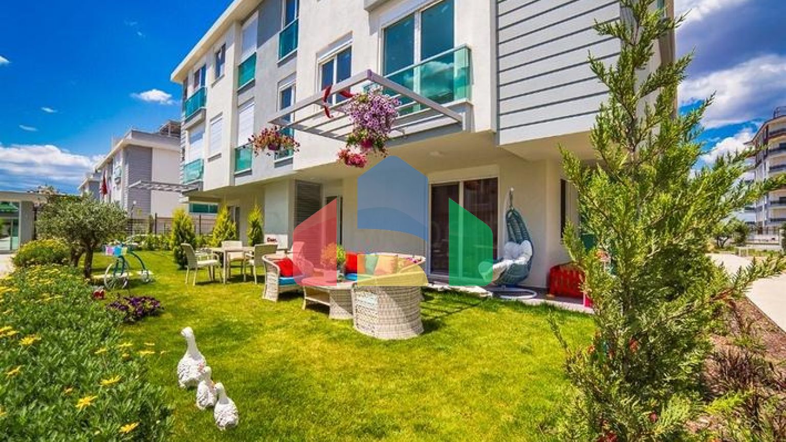 Квартира планування 2 + 1 в мікрорайоні Алтинова - Анталія