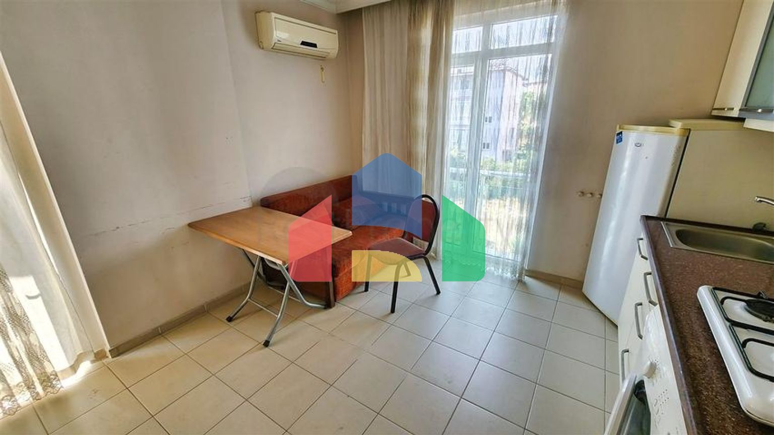 На продажу выставлен Апартотель включающий в себя 14 номеров в районе Кепез - Анталия