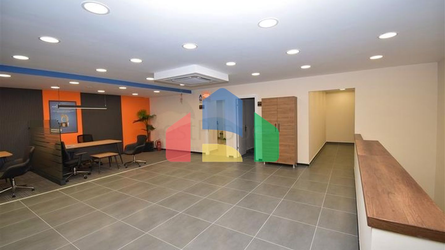 На продаж виставлений Комерційний об'єкт в районі Кепез-Анталія