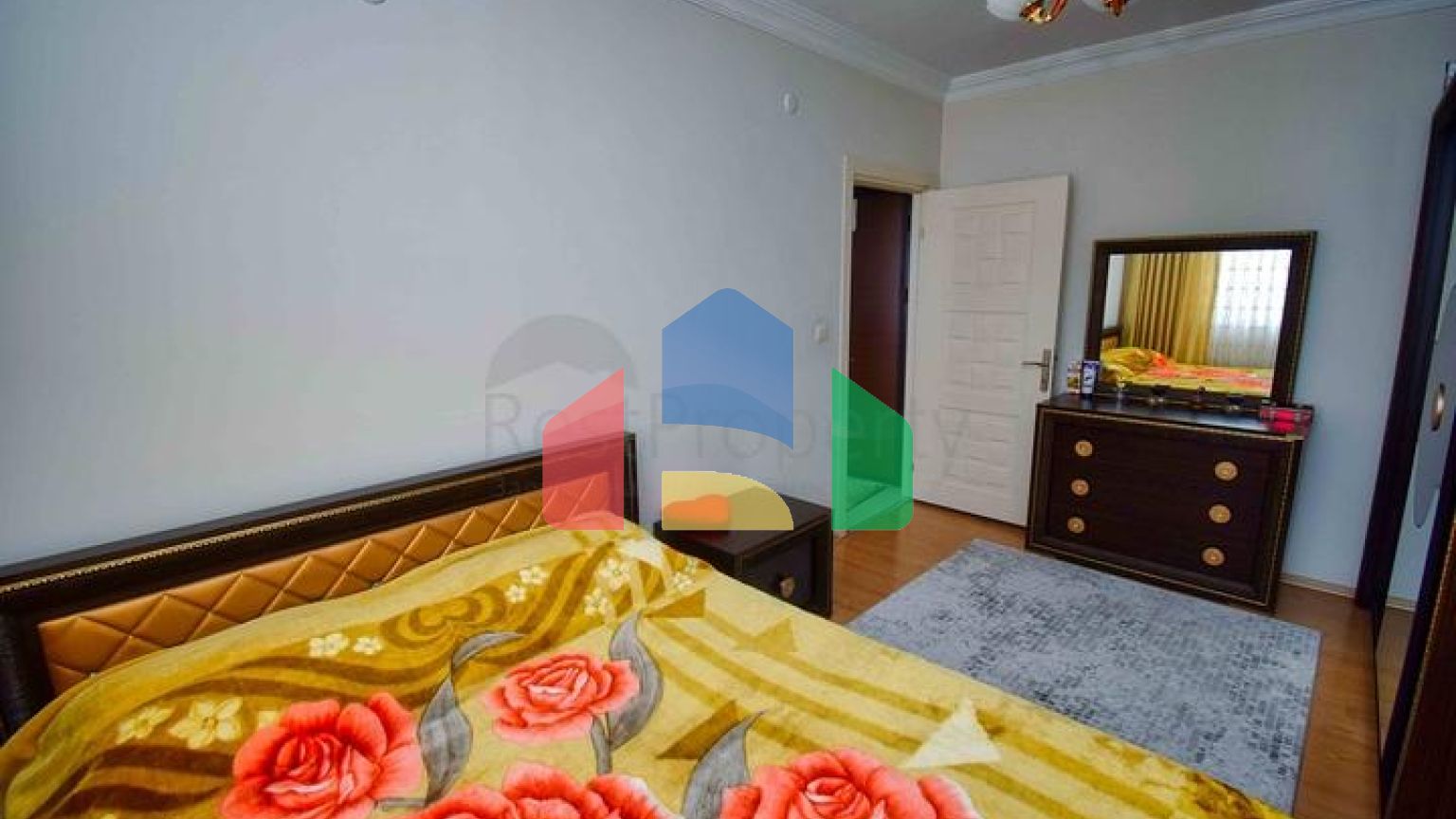 Квартира планування 4 + 1 дуплекс в районі Кепез-Анталія