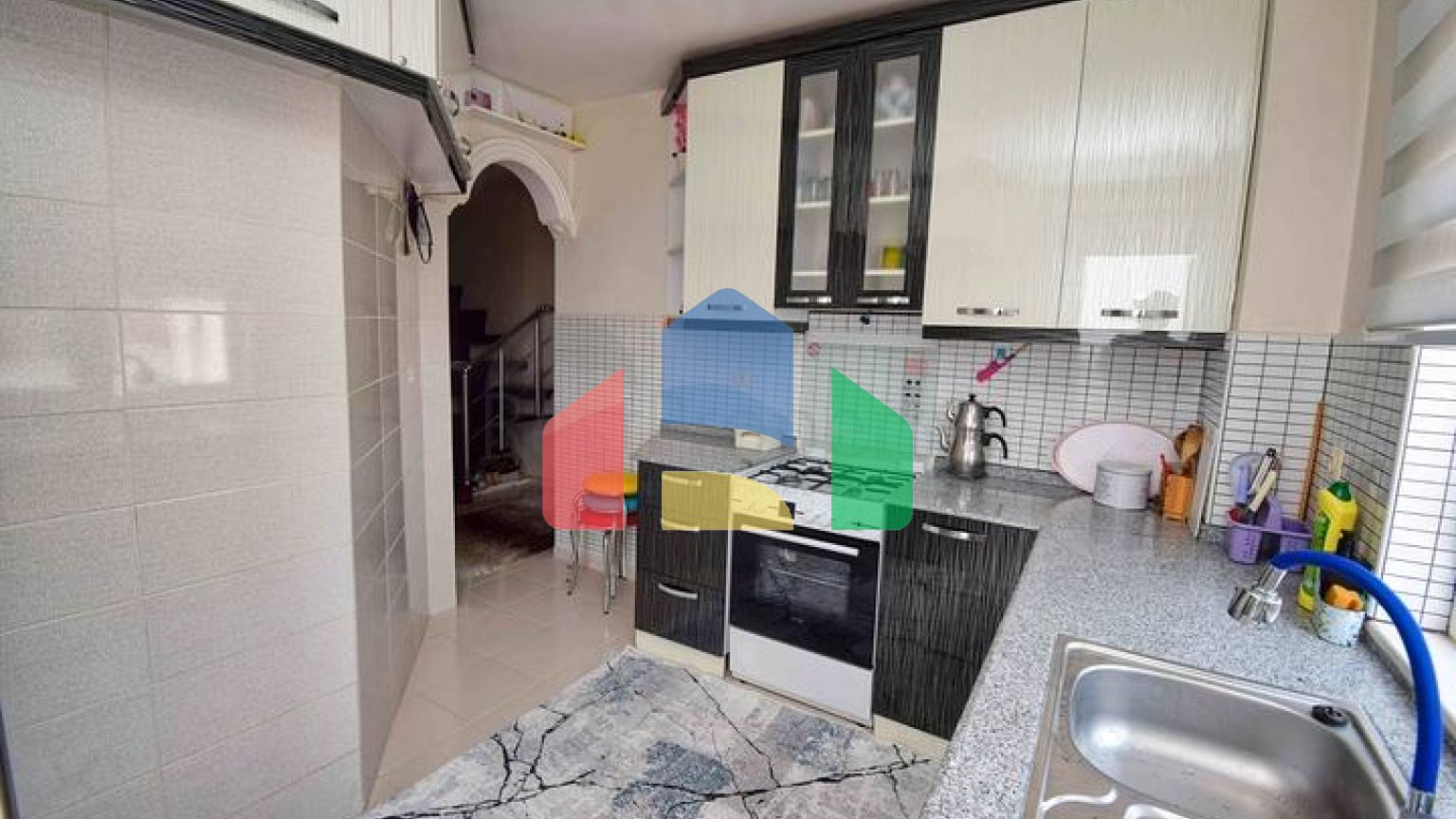 Квартира планування 4 + 1 дуплекс в районі Кепез-Анталія