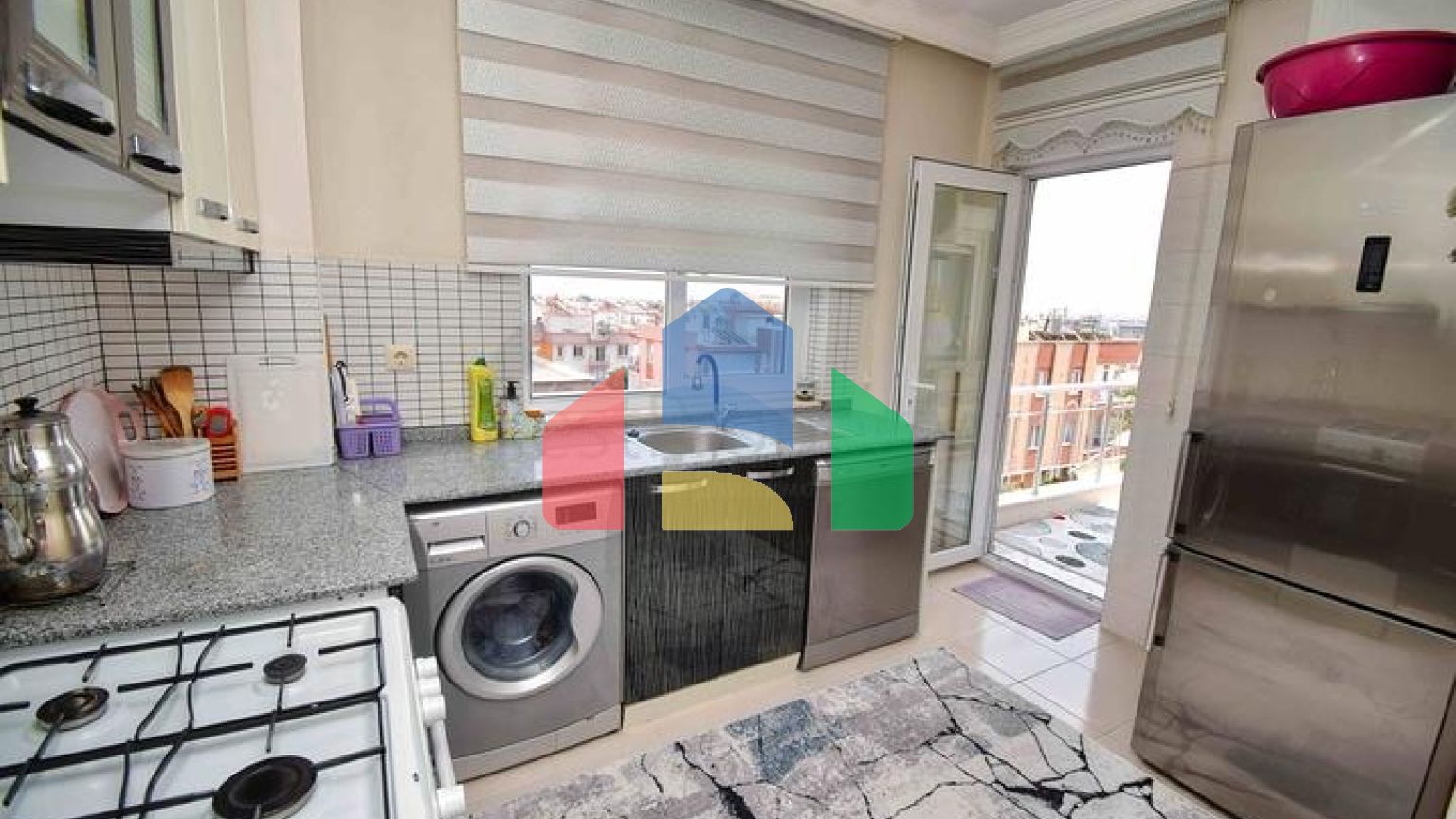 Квартира планування 4 + 1 дуплекс в районі Кепез-Анталія