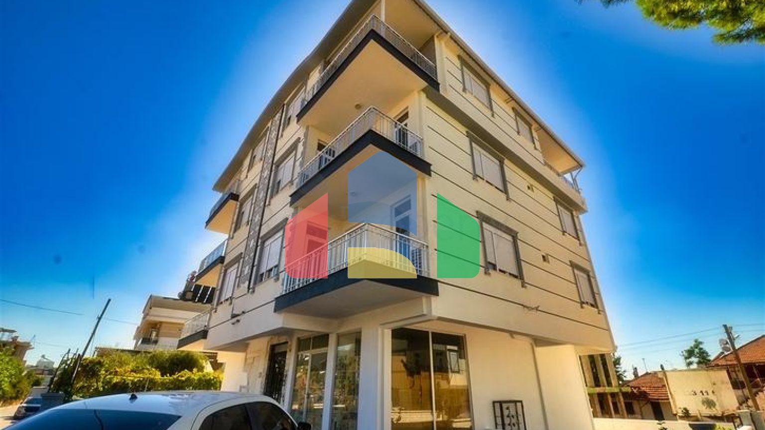 Квартири планування 2+1 і 6+1 дуплекс в районі Кепез-Анталія