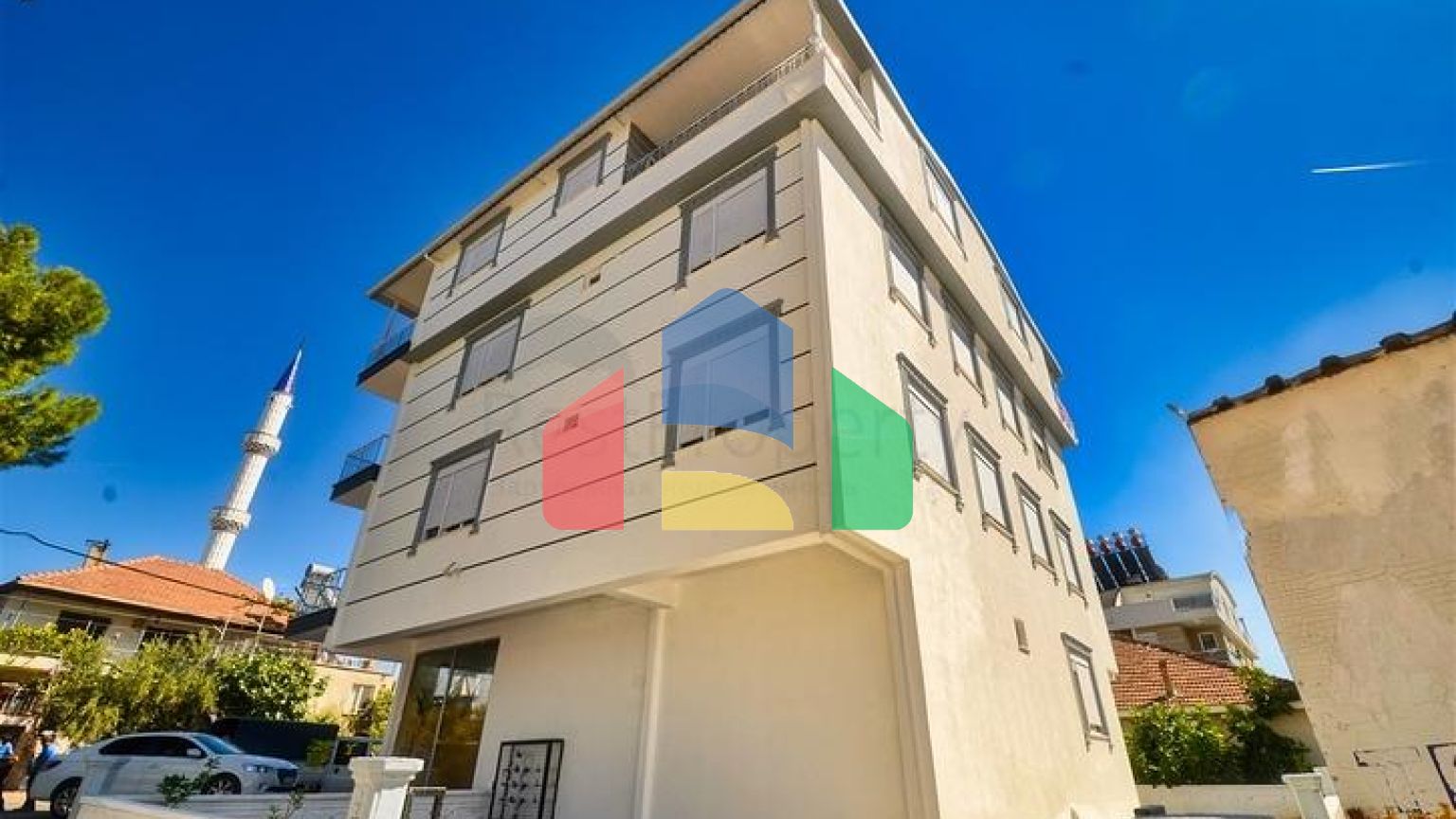 Квартири планування 2+1 і 6+1 дуплекс в районі Кепез-Анталія