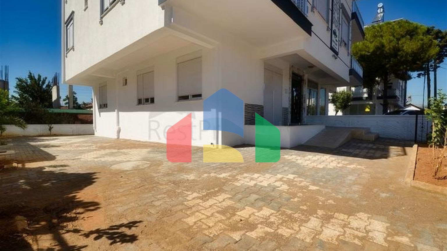 Квартири планування 2+1 і 6+1 дуплекс в районі Кепез-Анталія