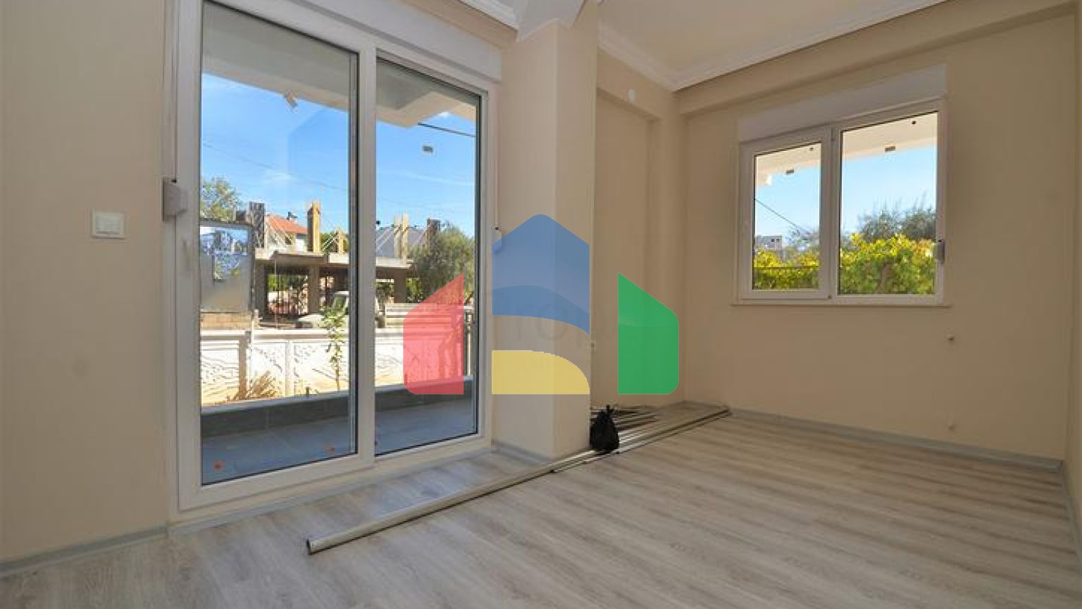 Квартири планування 2+1 і 6+1 дуплекс в районі Кепез-Анталія