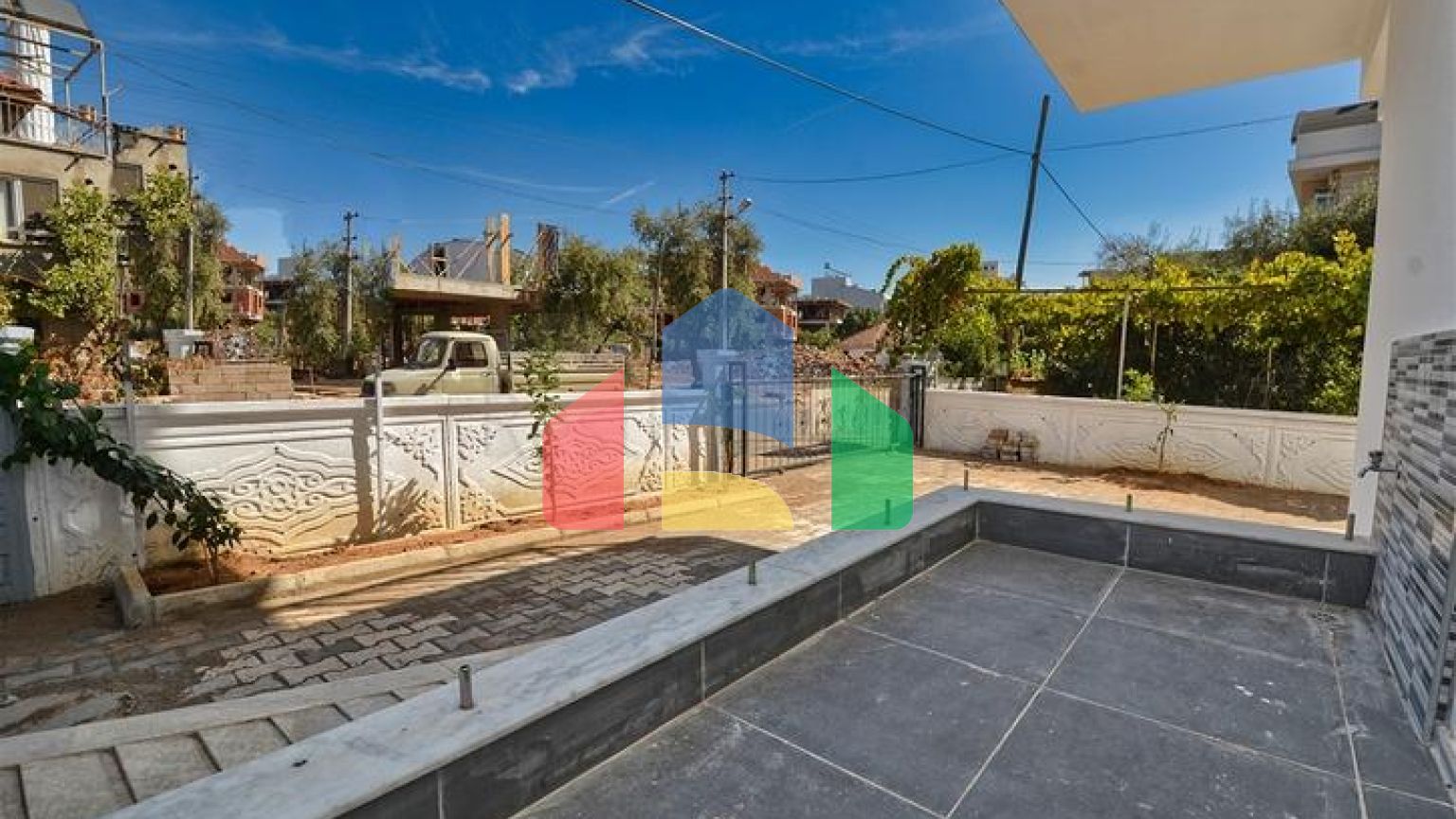 Квартири планування 2+1 і 6+1 дуплекс в районі Кепез-Анталія