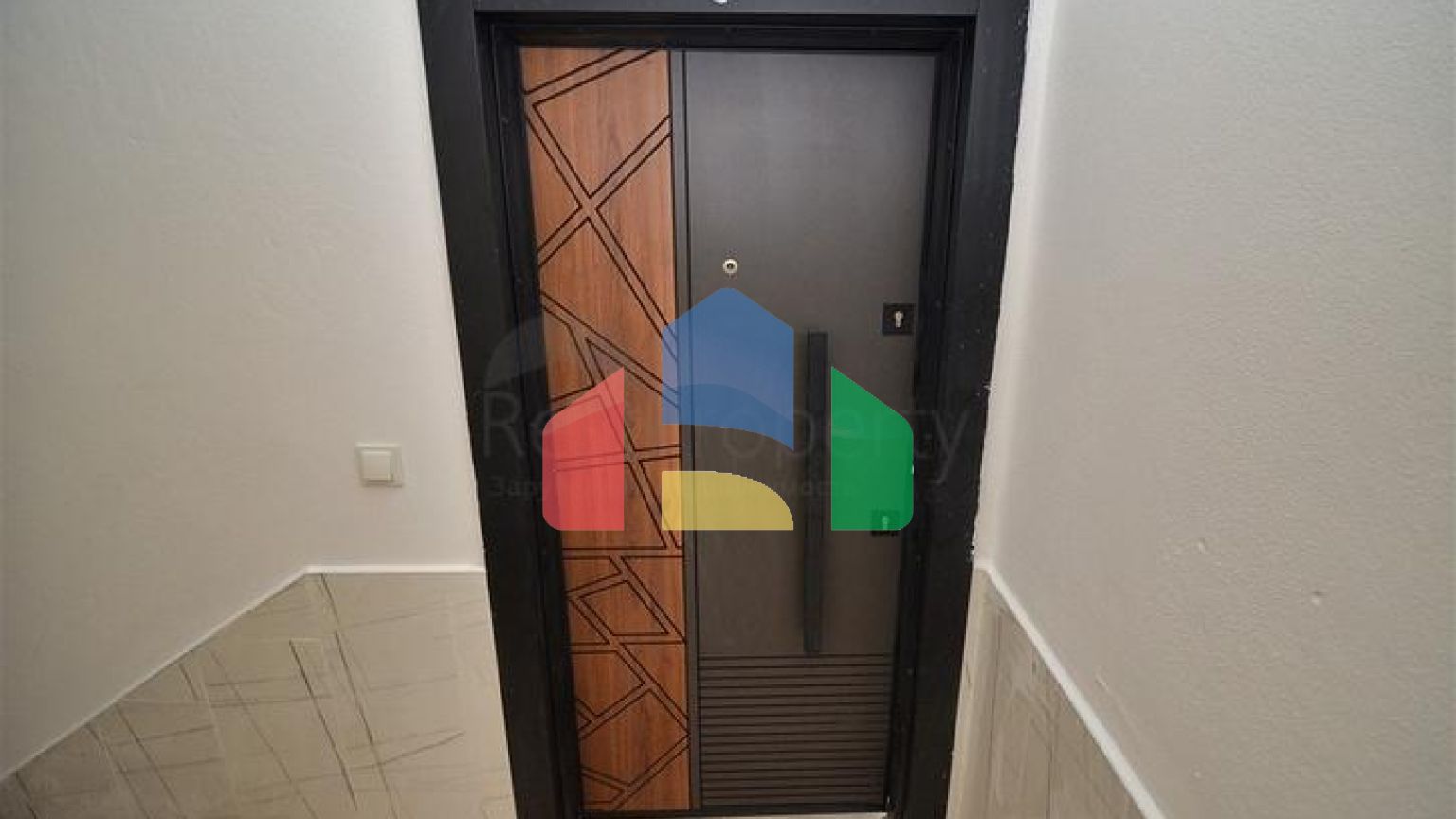 Квартири планування 2+1 і 6+1 дуплекс в районі Кепез-Анталія