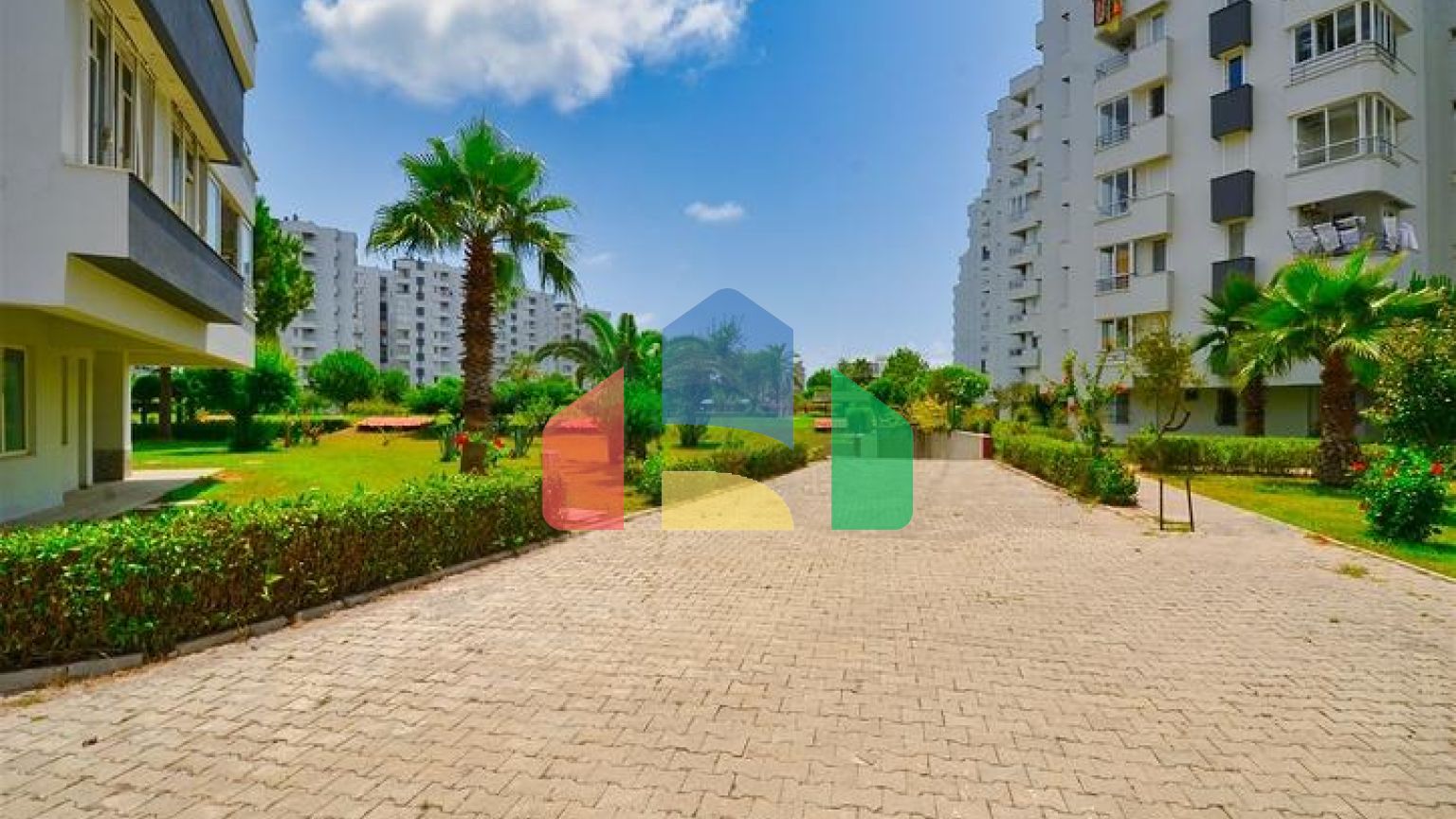 Квартира планування 3 + 1 в мікрорайоні Кемерагзи - Анталія