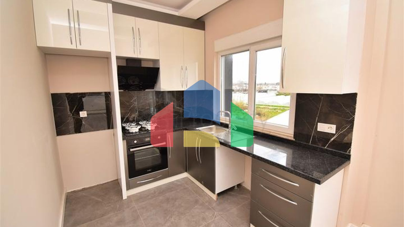 Квартиры планировки 4+1 в районе Ерменек - Муратпаша