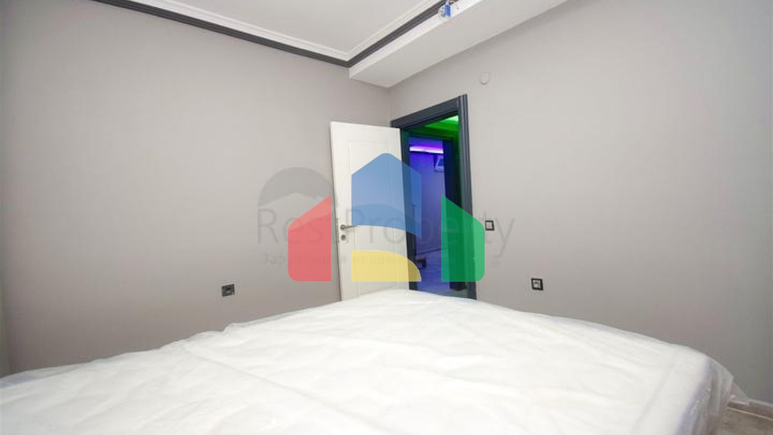 Вілла планування 7 + 3 в районі Алтинташ-Анталія