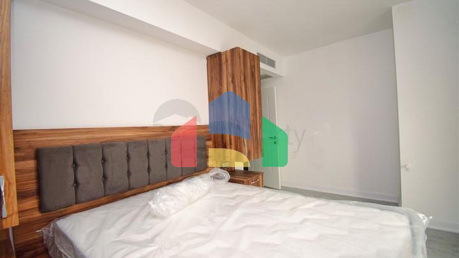 Вілла планування 7 + 3 в районі Алтинташ-Анталія