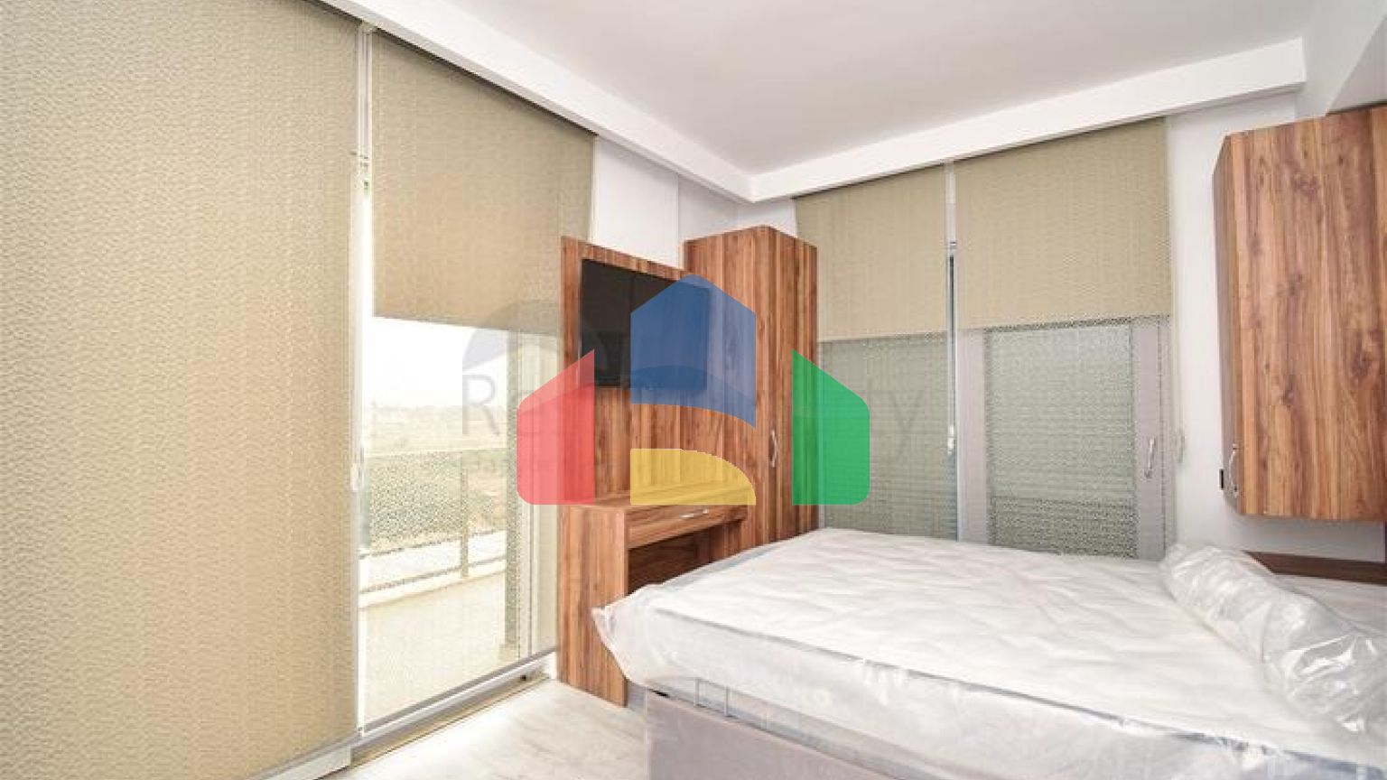 Вілла планування 7 + 3 в районі Алтинташ-Анталія