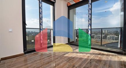 Інвестиційний проект на продаж виставлено будівлю в районі Алтинташ-Анталія