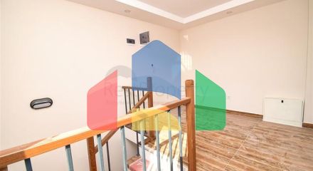 Інвестиційний проект на продаж виставлено будівлю в районі Алтинташ-Анталія