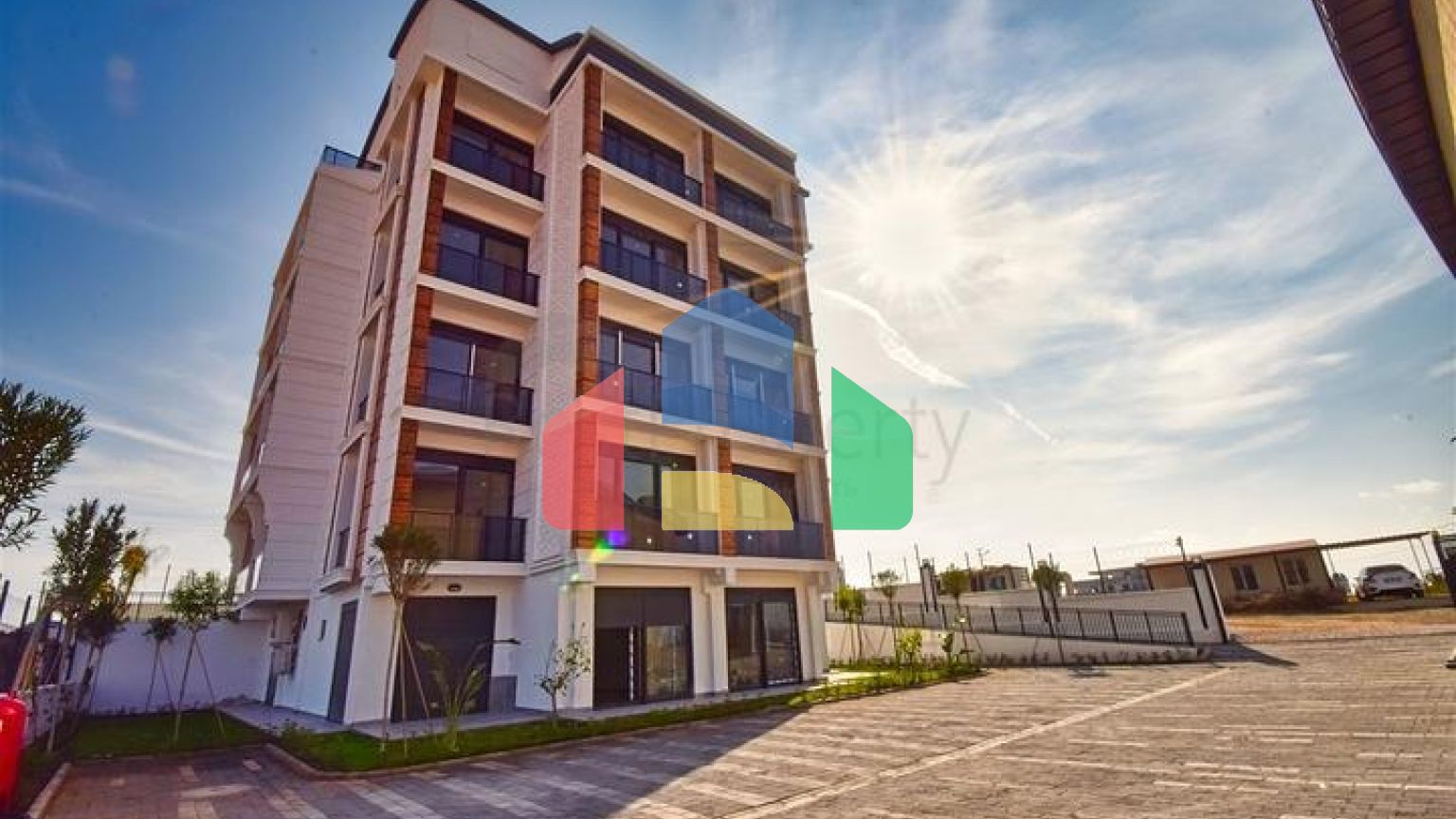 Інвестиційний проект на продаж виставлено будівлю в районі Алтинташ-Анталія