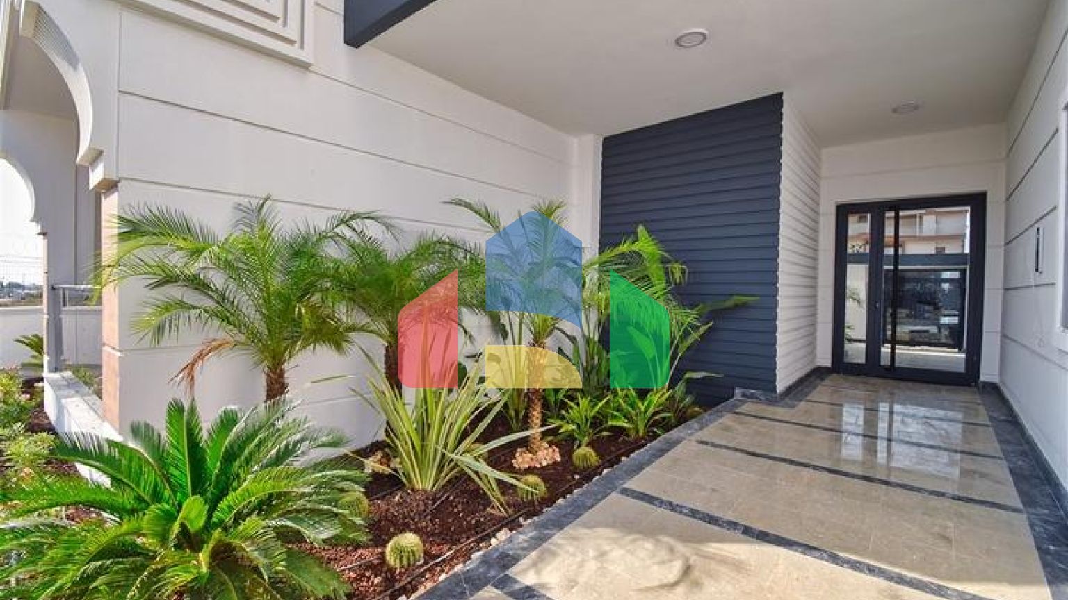 Інвестиційний проект на продаж виставлено будівлю в районі Алтинташ-Анталія