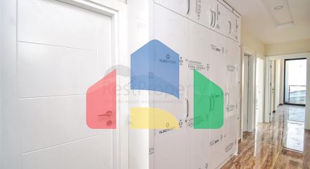 Інвестиційний проект на продаж виставлено будівлю в районі Алтинташ-Анталія