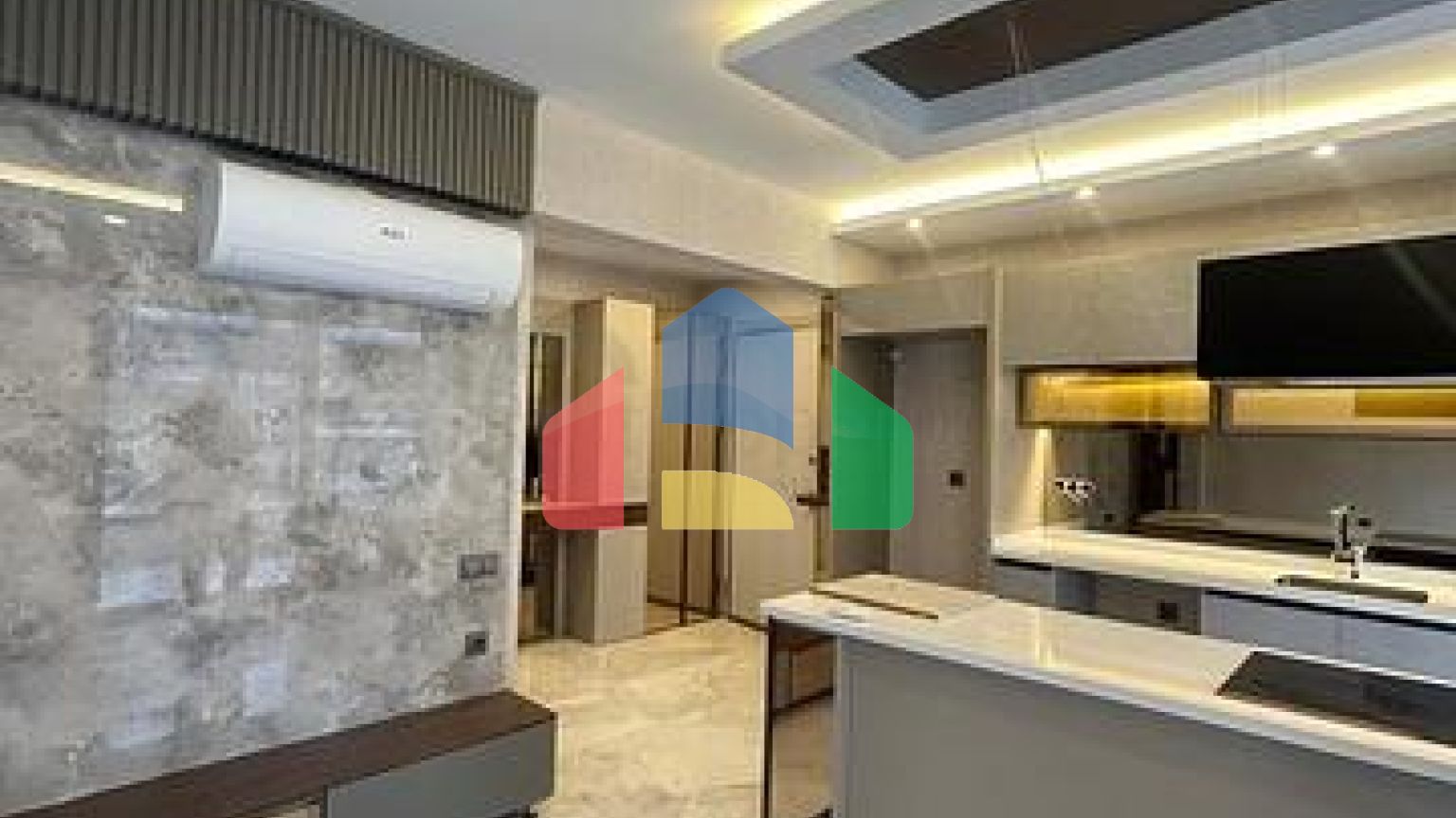 Квартира планування 2 + 1 в найпрестижнішому комплексі району Алтинташ - Анталія