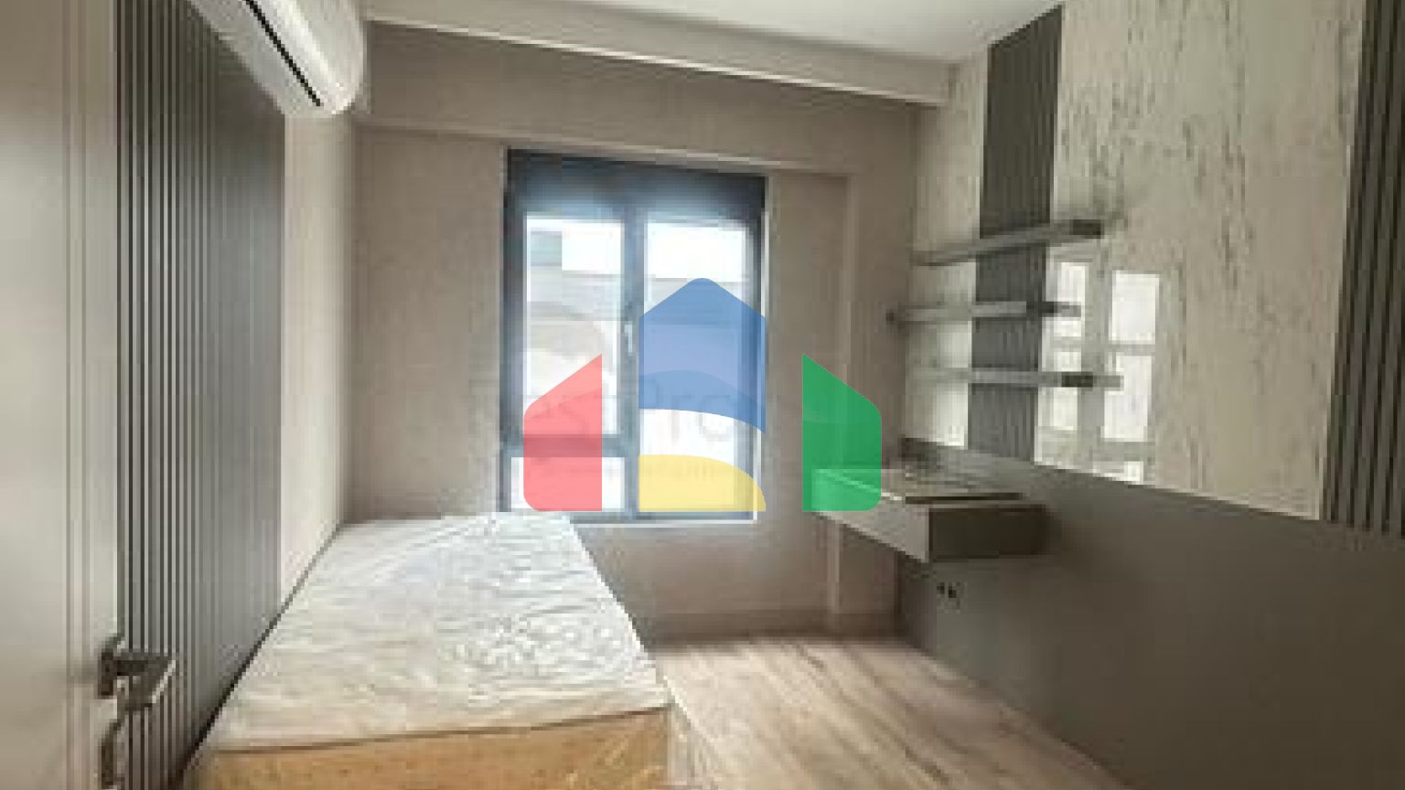 Квартира планування 2 + 1 в найпрестижнішому комплексі району Алтинташ - Анталія