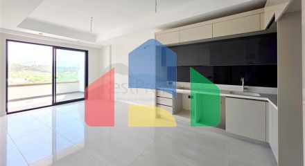 Розкішна квартира біля моря з розвиненою інфраструктурою в Тюрклері