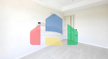 Розкішна квартира біля моря з розвиненою інфраструктурою в Тюрклері