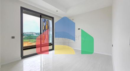 Розкішна квартира формату 3 + 1 в сучасному житловому комплексі