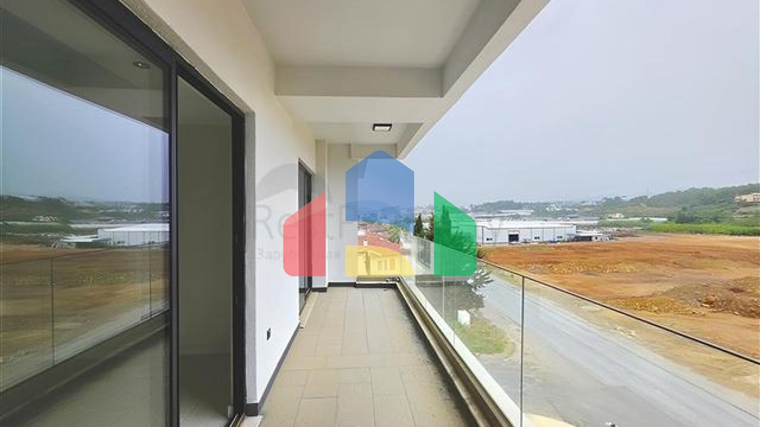 Розкішна квартира формату 3 + 1 в сучасному житловому комплексі